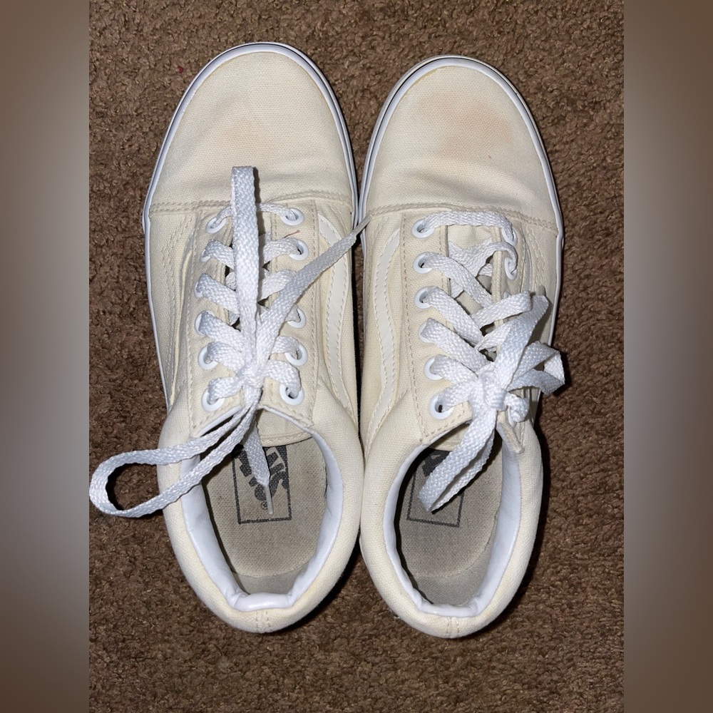 Women 6.5 Vans Old Skool